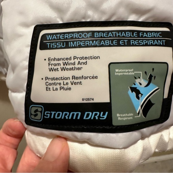 Women's White Quilted Jacket - Picture 8 of 9